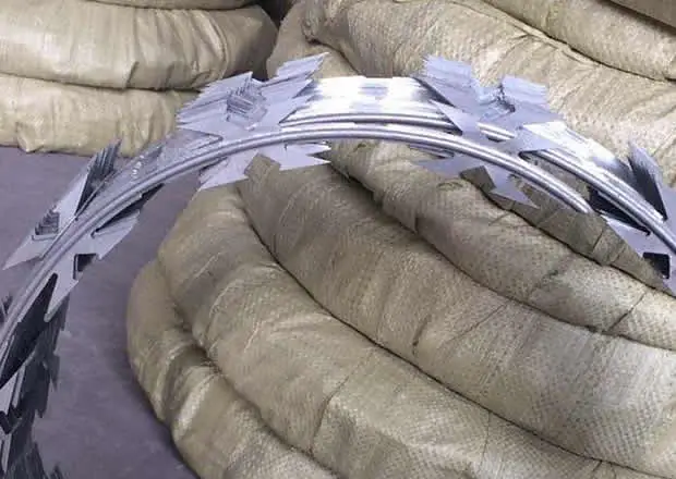 CBT-60 CONCERTINA BARBED TAPE RAZOR WIRE
