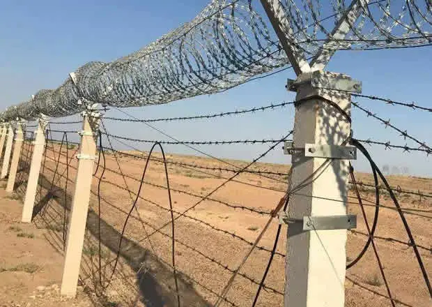 MILITARY CONCERTINA RAZOR WIRE